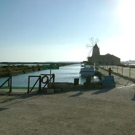 - Per Vacanze Di Fronte Isola Di Mothya Apartment *